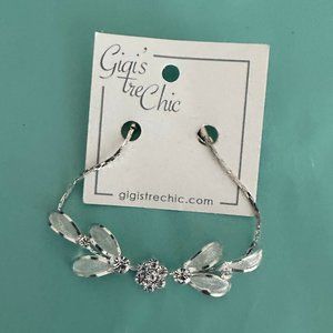 Women's Fashion Silver Bracelet with Floral Theme and Claw Clasp